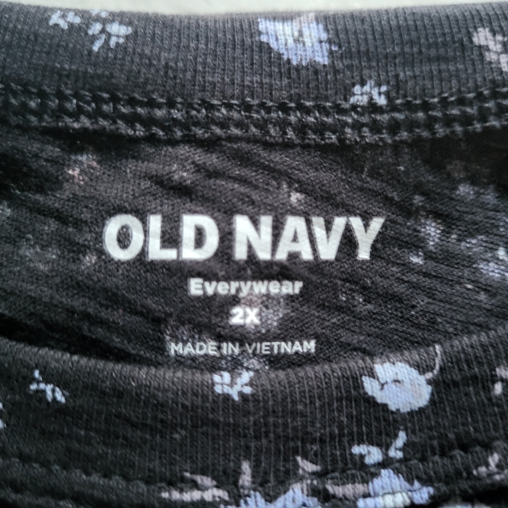 Old Navy 2X Top - Picture 3 of 6